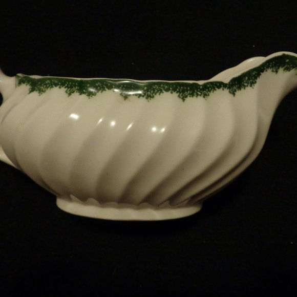 EARLY 1900S SCANDI OR SLAVIC LG CREAMER OR GRAVY - Picture 3 of 6